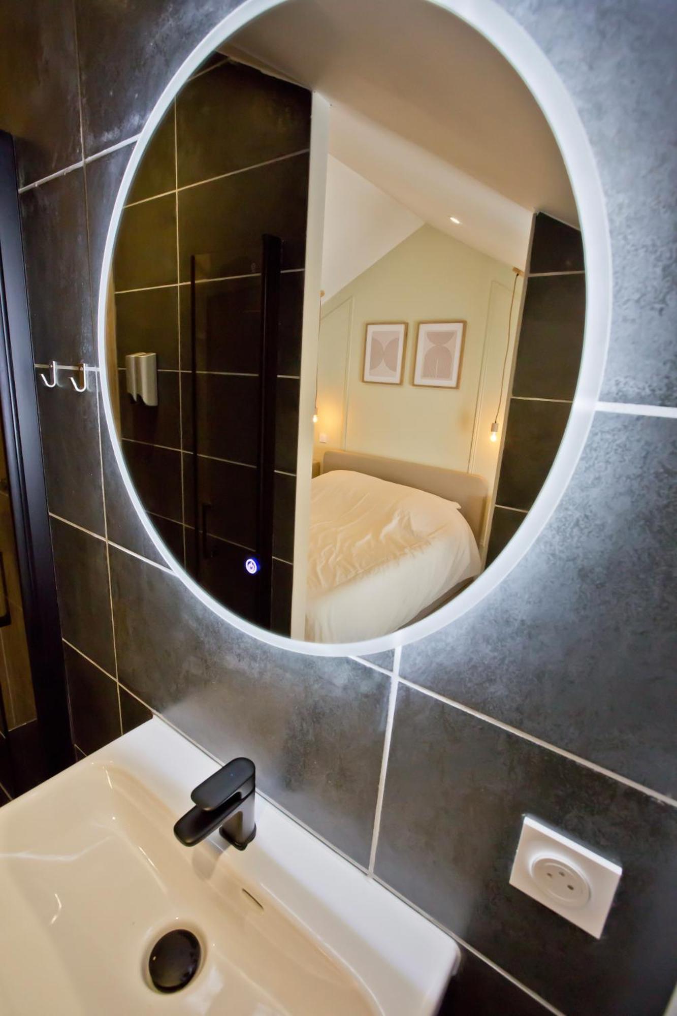 Montsejour - Magnifique T2 Avec Filet Suspendu Apartment Tarbes Ngoại thất bức ảnh